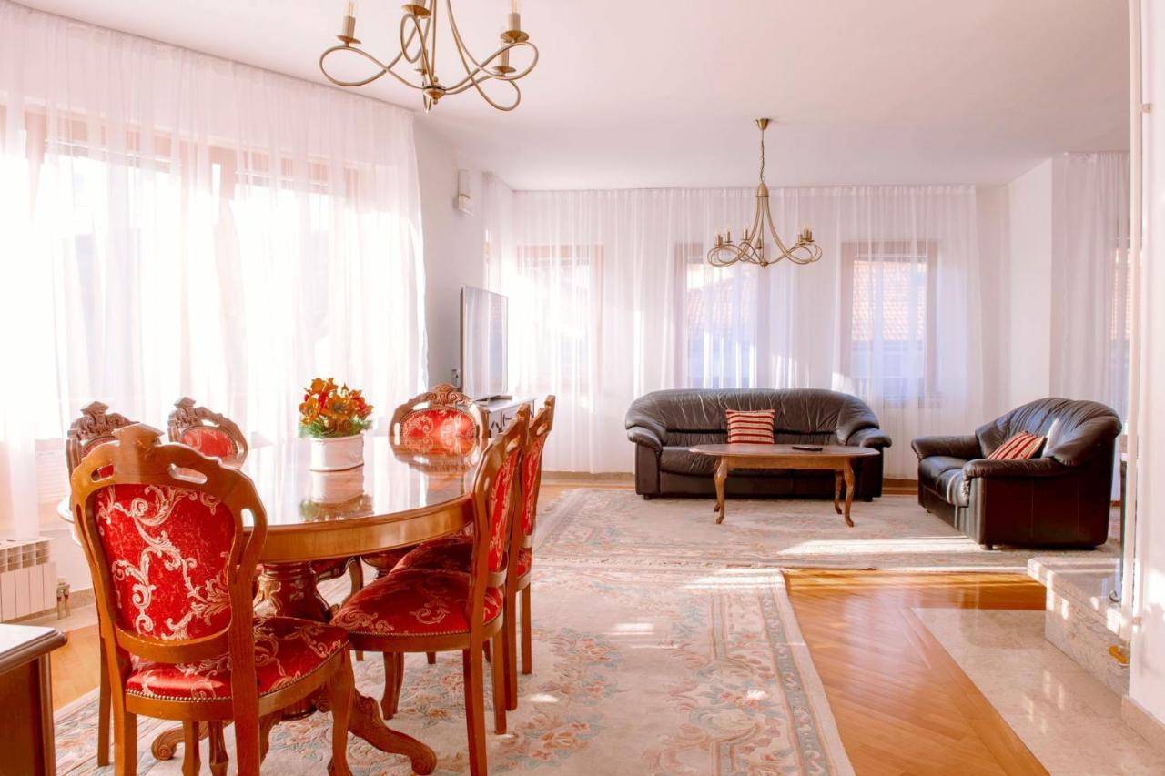 Beautiful Duplex In Heart Of Old Town - Free Parking Apartment Sarajevo Ngoại thất bức ảnh